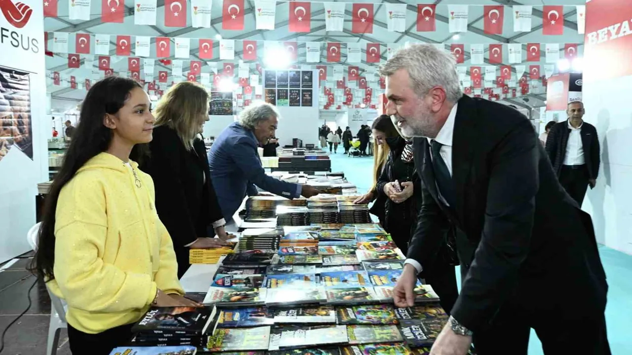 Kahramanmaraş’ta edebiyatın yeni buluşması: 11. uluslararası kitap fuarı açıldı