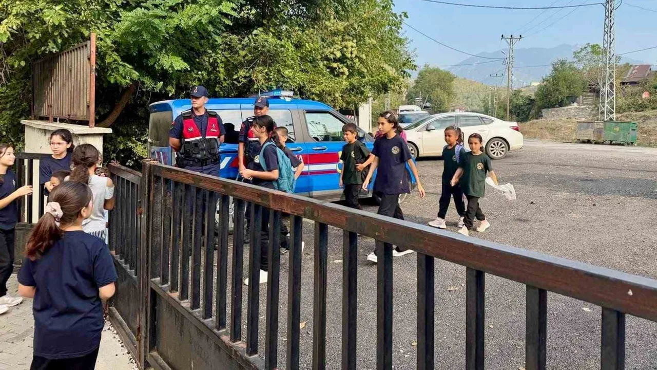 Kahramanmaraş'ta okullar etrafında güvenlik seferberliği