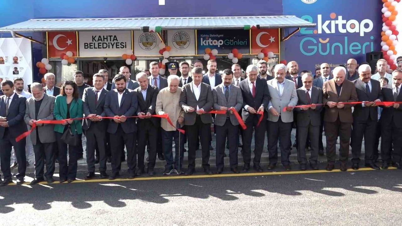 Kahta'da kültür hareketi: 2. kitap günleri yoğun ilgi görüyor