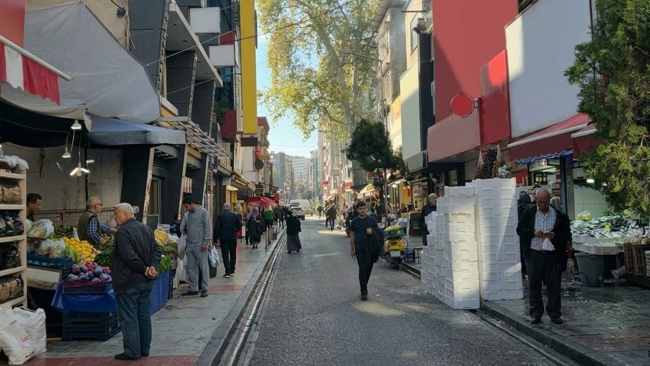 Kaldırımlar halkın: Samsun'da esnaf ve yöneticilere kamusal alan çağrısı