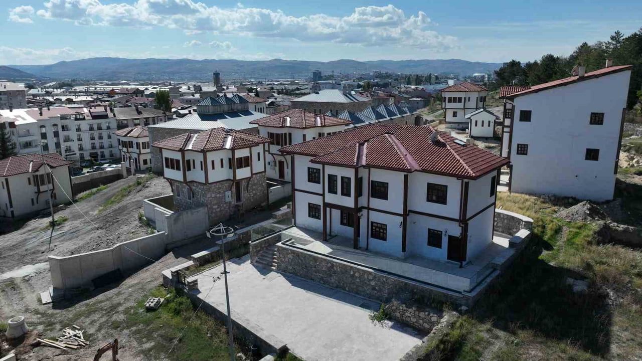 kale çevresi kentsel dönüşümle turizme hazırlanıyor