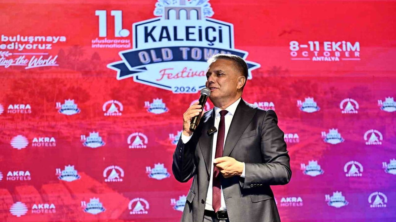 Kaleiçi'nin uluslararası yüzü: 11. Old Town Festivali gala ile başladı