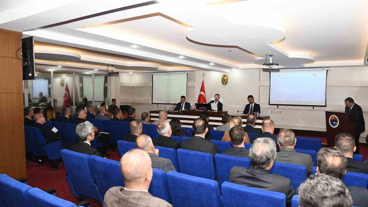 Kamu hizmetlerinde verimlilik ve tasarruf önceliğiyle Ardahan buluşması