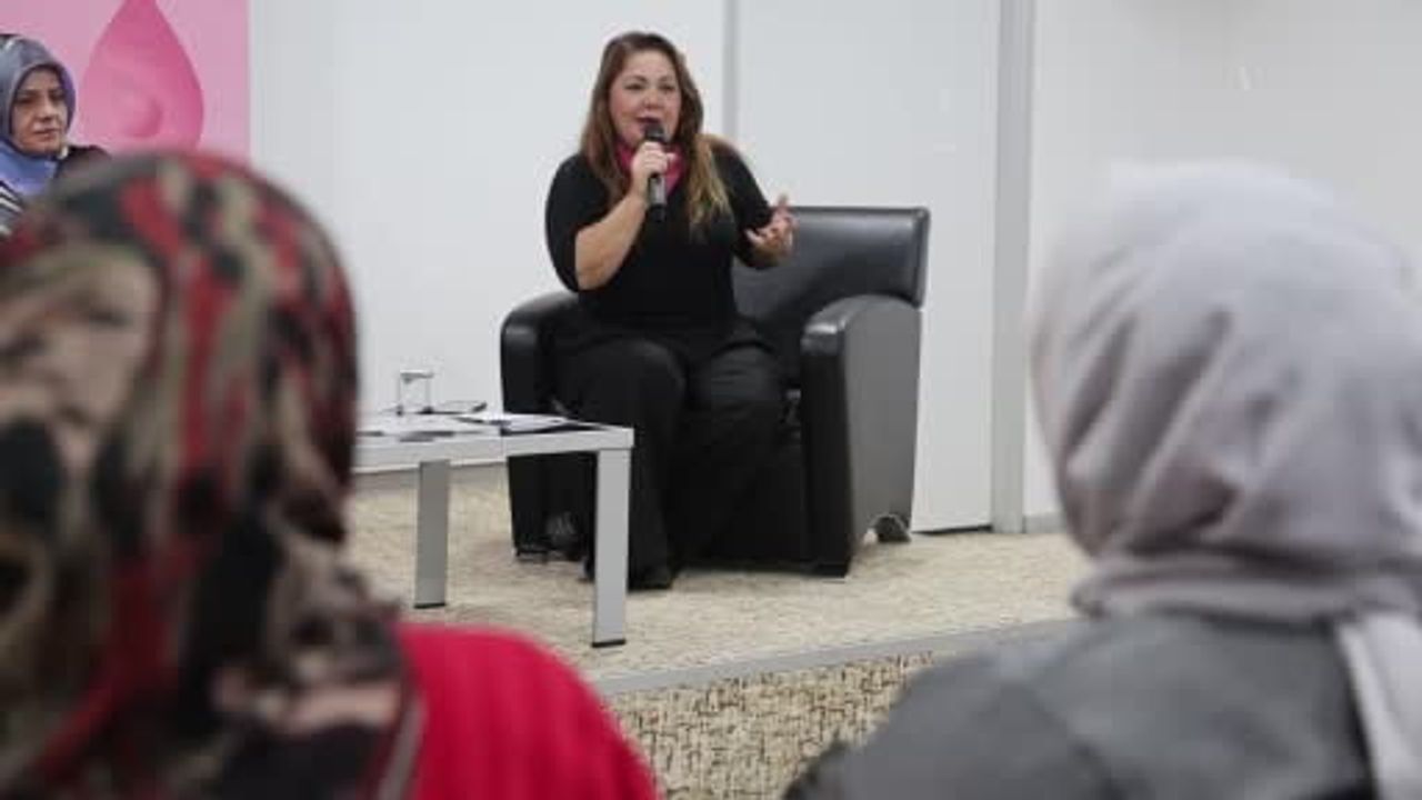 Kanseri yenen estetisyen erken teşhisle kadınlara umut oluyor