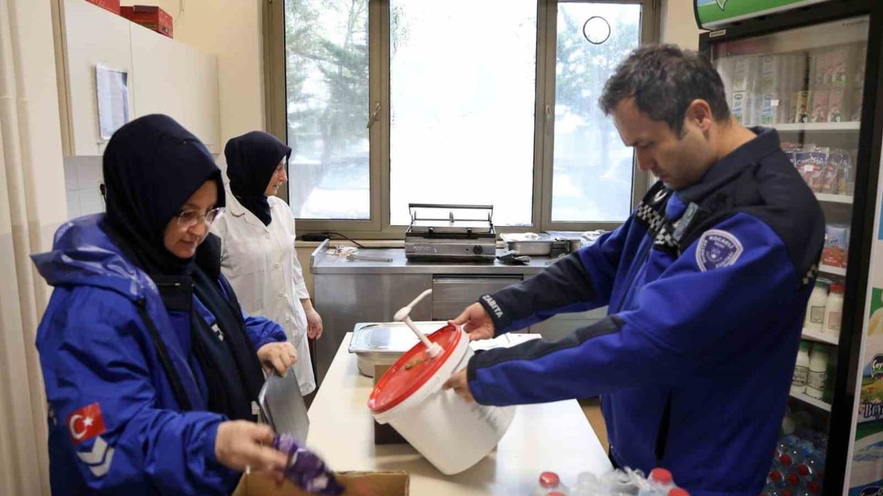 Kantinlerde güvenlik odaklı denetim: ürün, etiket ve hijyen inceleniyor