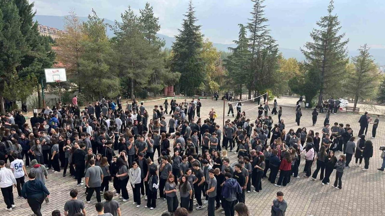 Karabük'te afet bilinci okullardan caddelere taşındı