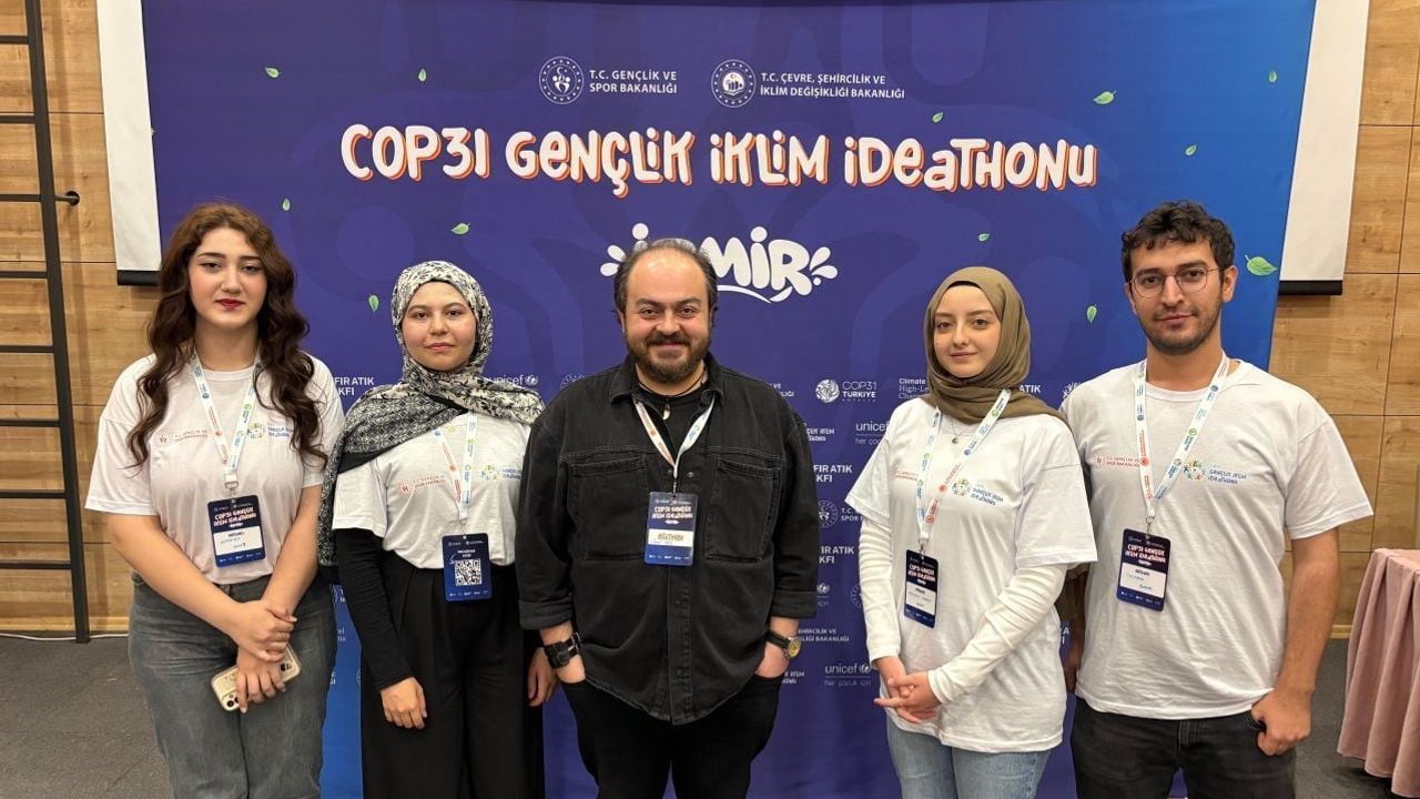 Karabüklü öğrenciler E-0 ile COP31 İzmir etabında birinci oldu