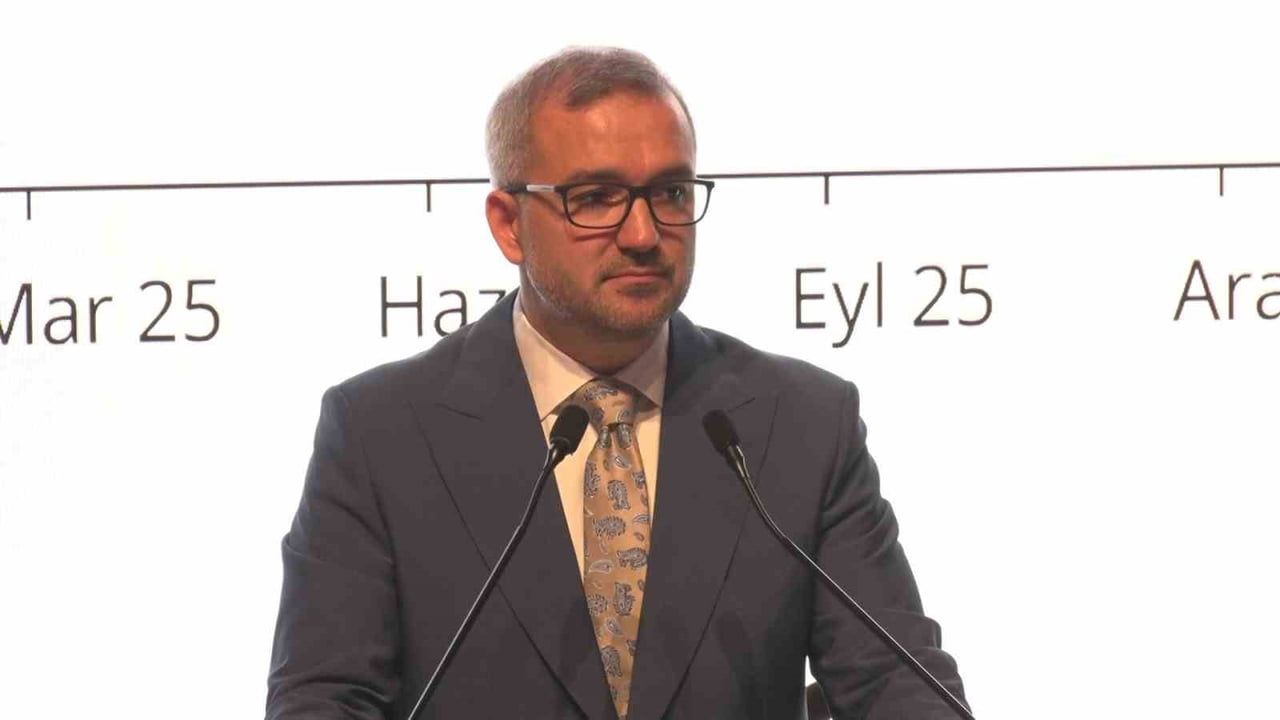 Karahan: enerji fiyatları dezenflasyonun hızını kısıtlıyor, alt gruplarda gerileme gözleniyor