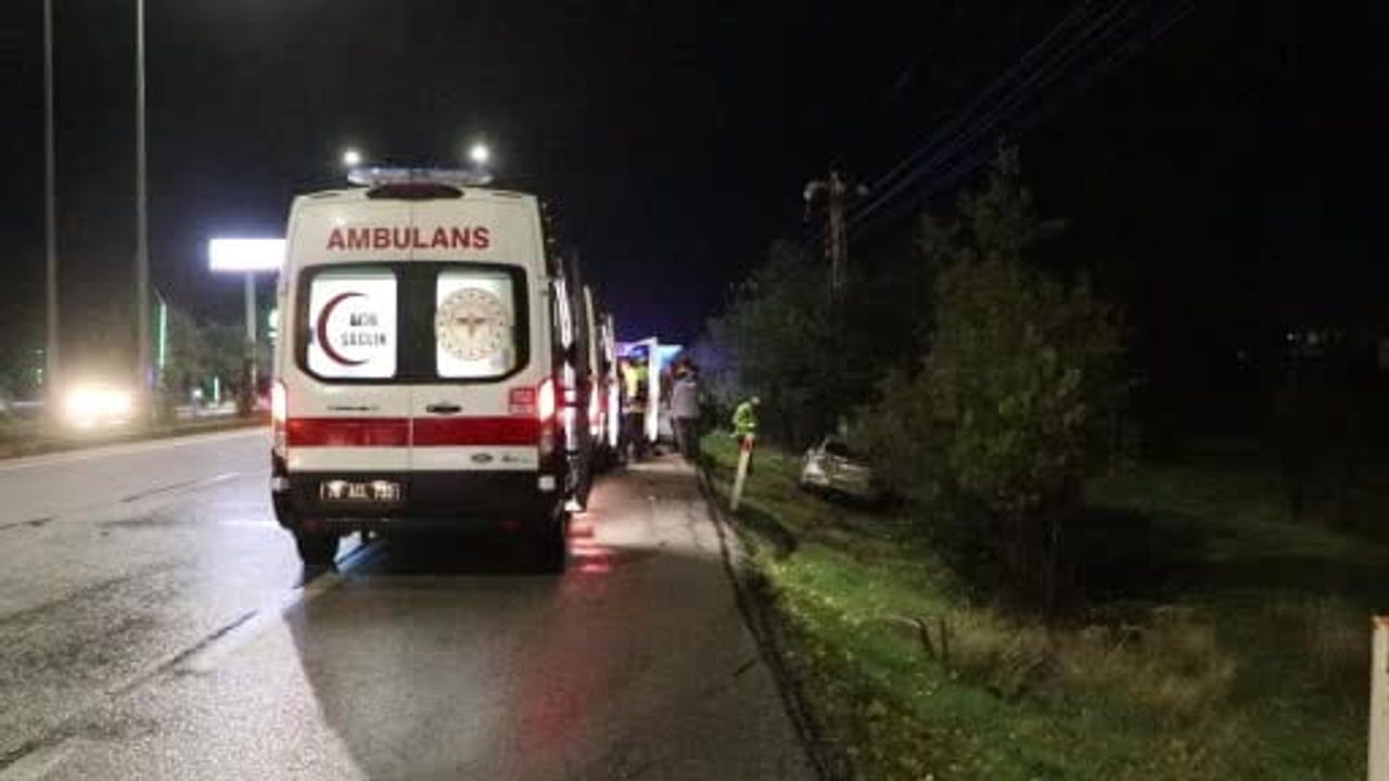 Karaman'da Adnan Menderes Bulvarı'nda çarpışma: 4 kişi yaralandı