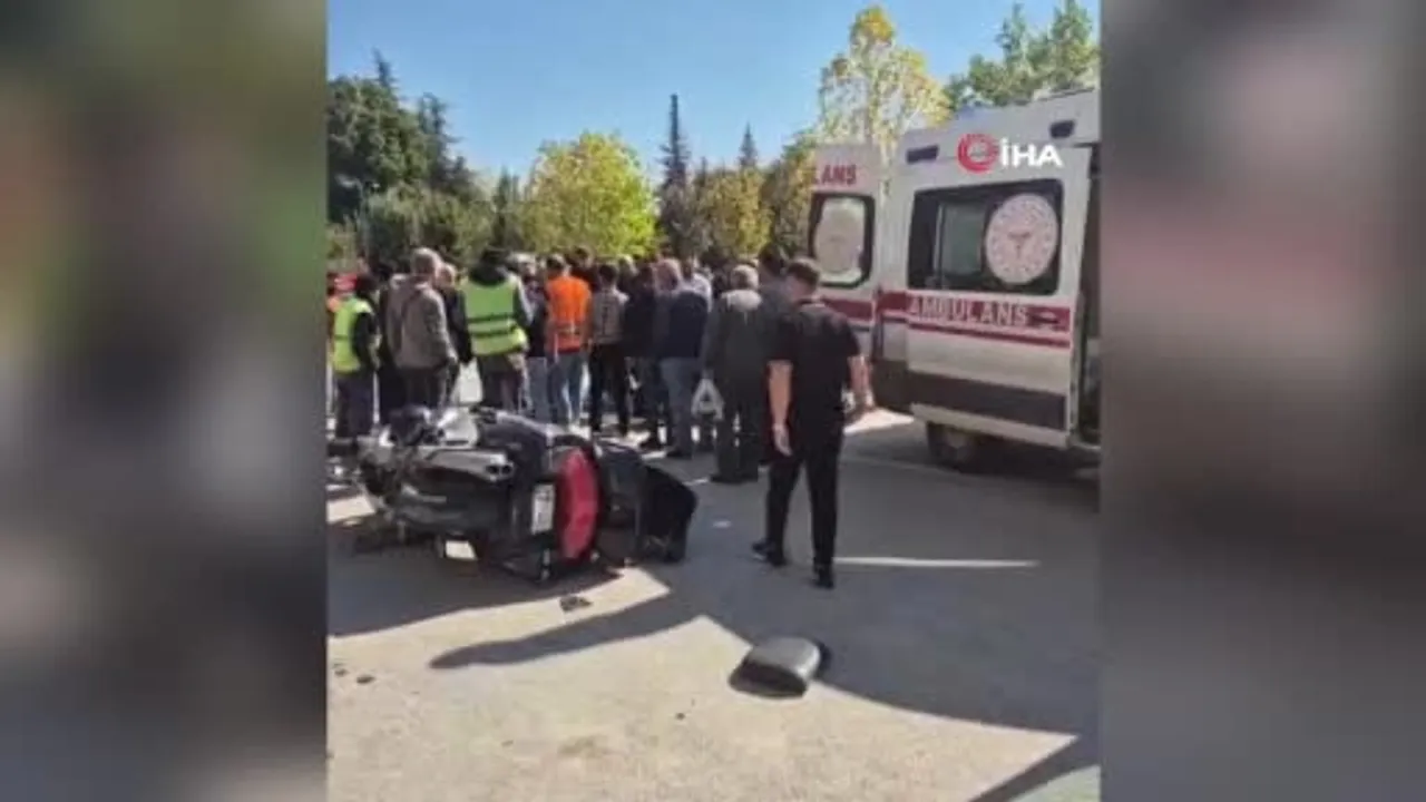 Karaman’da kavşakta çarpışan motosiklet sürücüsü ağır yaralandı
