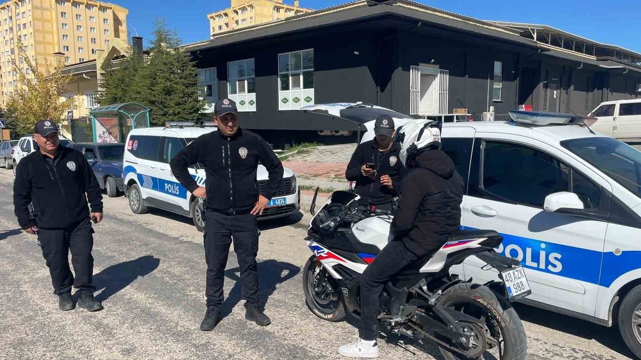 Karaman'da okul çevresi güvenliğini artırmaya yönelik kapsamlı denetim