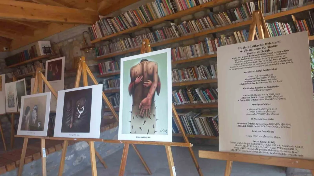 Karikatürle sevgiyi dolaştıran sergi Muğla'nın altı ilçesinde izleyiciyle buluştu