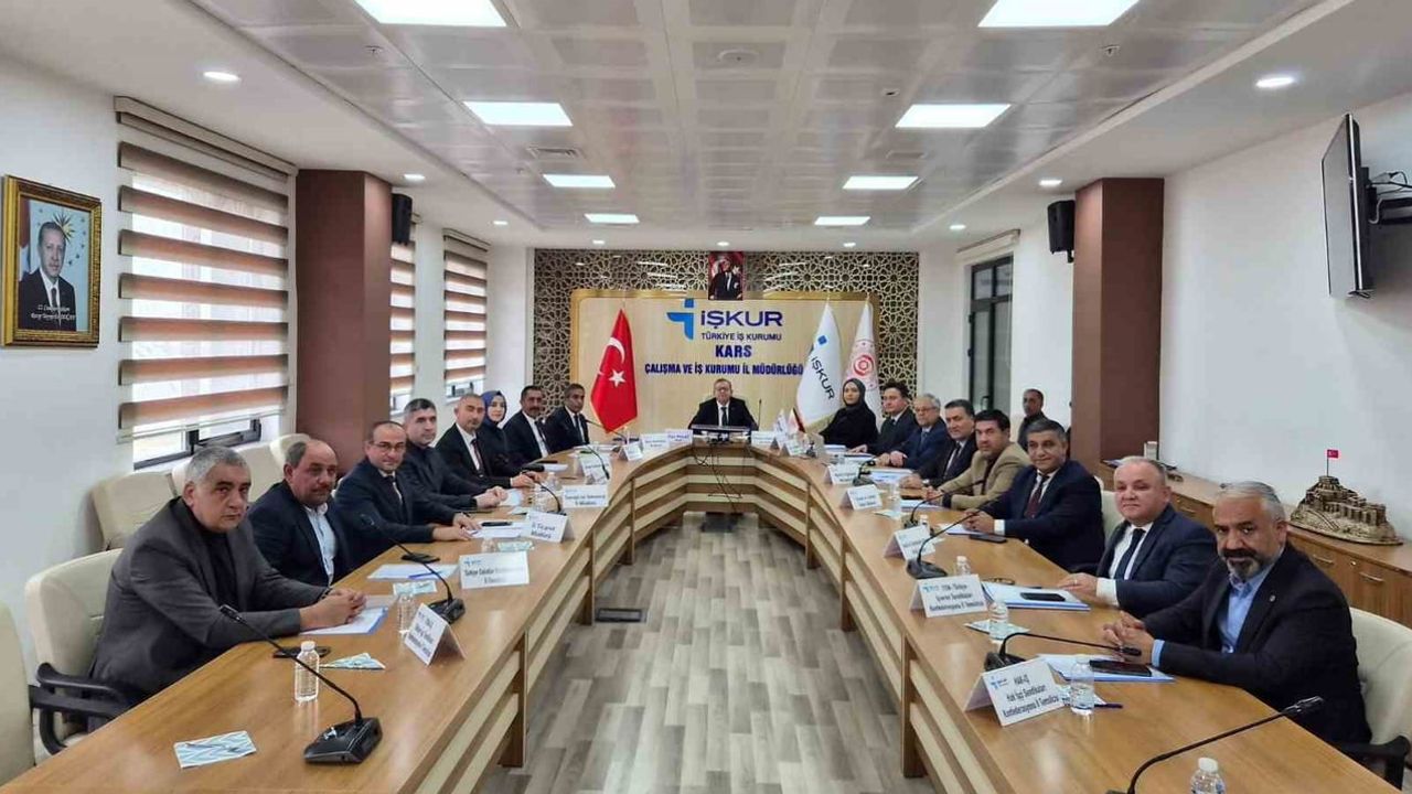 Kars’ta 2027 mesleki eğitim yol haritası onaylandı: bilişim ve staj programları öncelik aldı