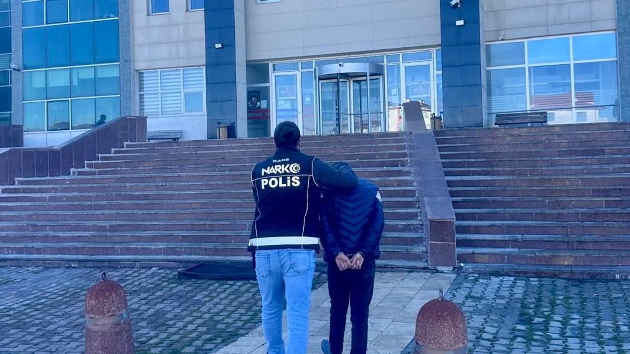 Kars'ta eş zamanlı uyuşturucu operasyonu: bir kişi tutuklandı