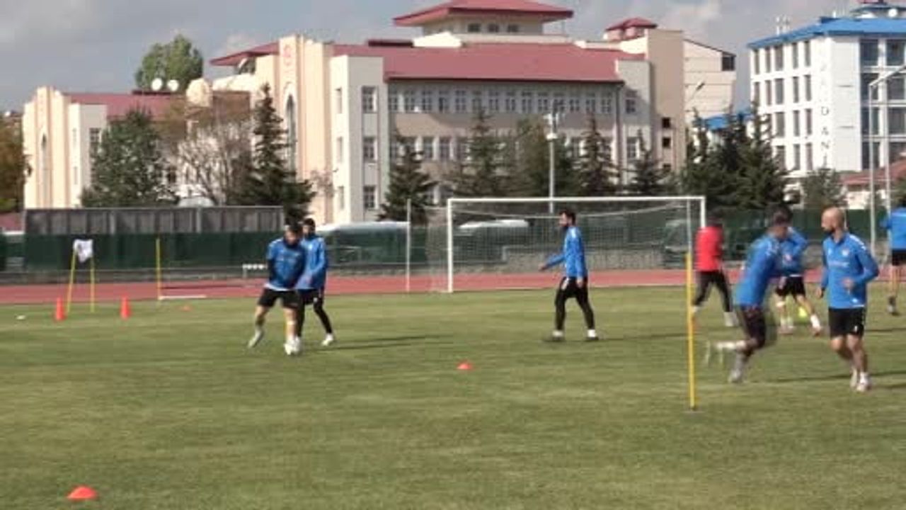 Kars'ta hedef iki cephede: Antalyaspor sınavı ve lig odağı