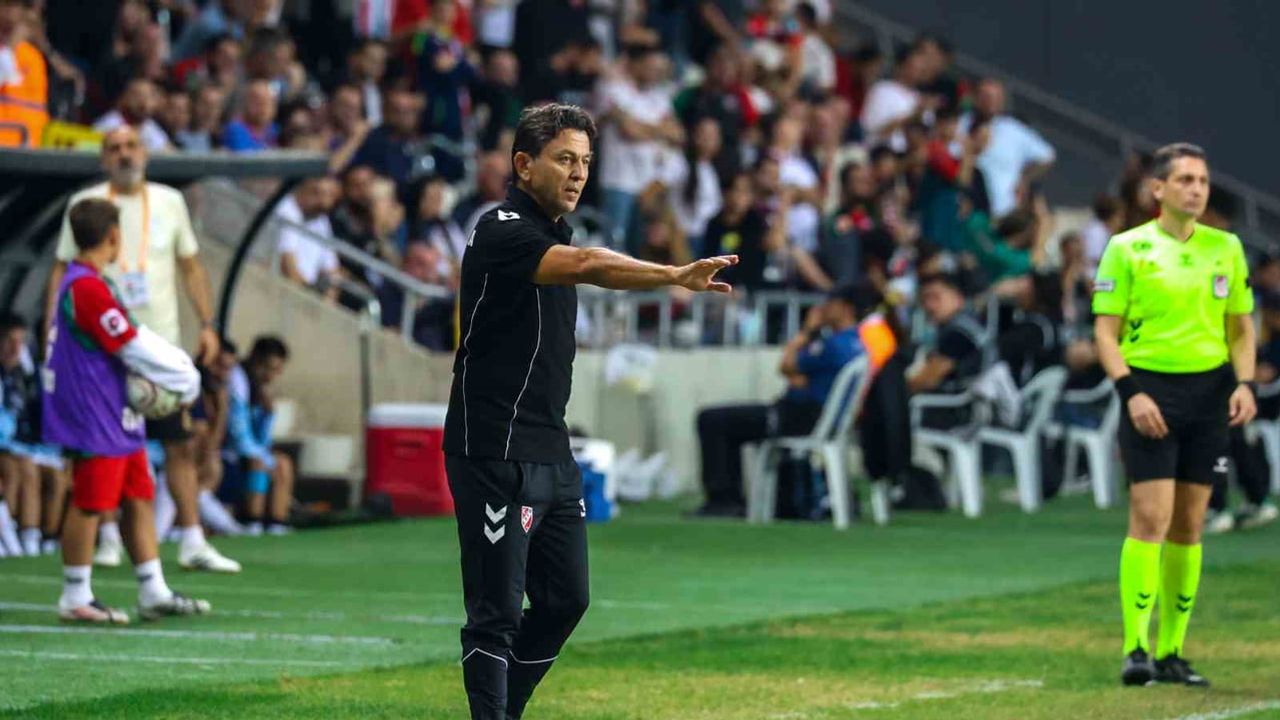 karşıyaka ilk iç saha galibiyetini alarak çıkışa geçti