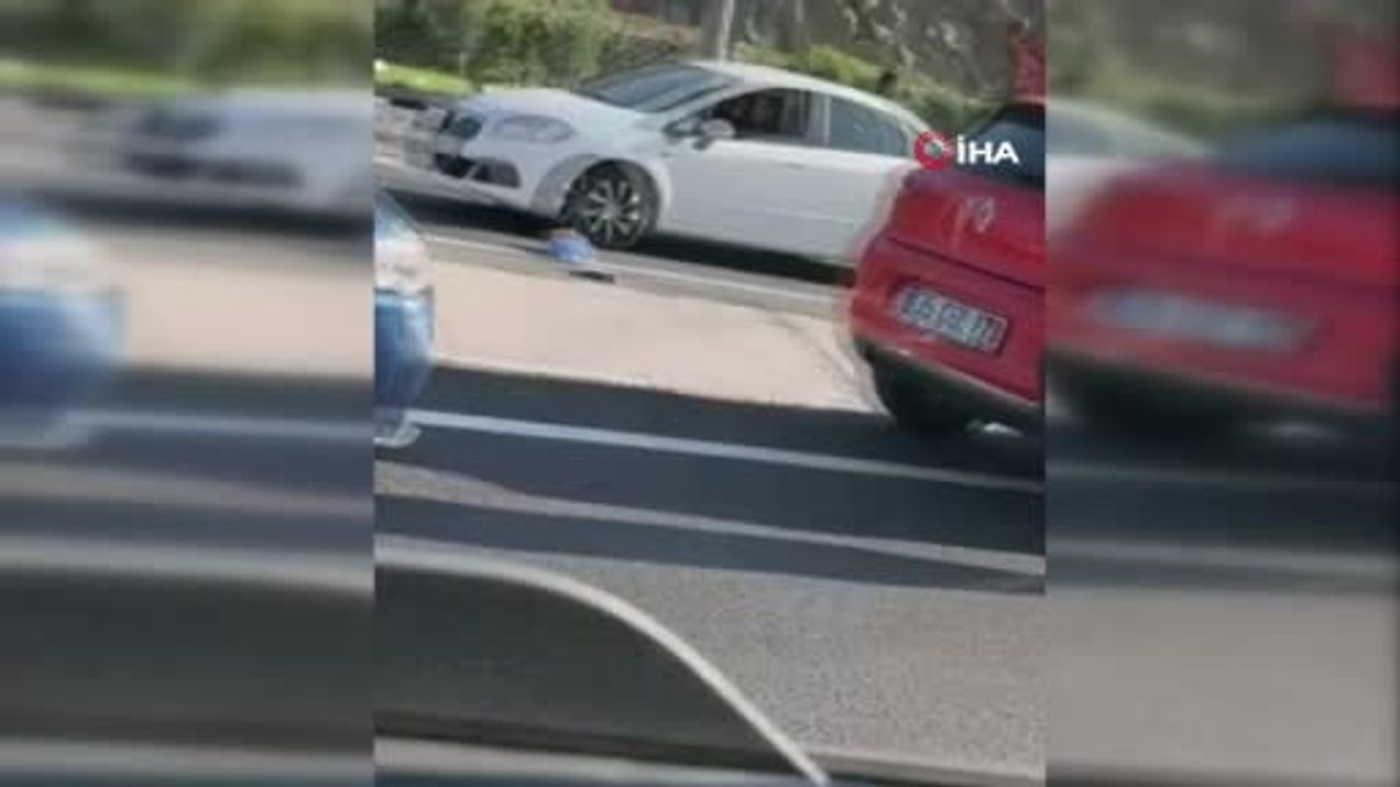 Karşıyaka Mahallesi'nde iki aracın çarpışması: 2 ölü, 2 ağır yaralı