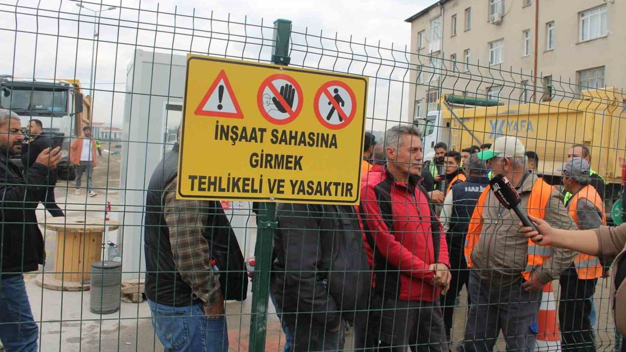Kartal kavşağı şantiyesinde maaş talepleri iş bırakmaya dönüştü