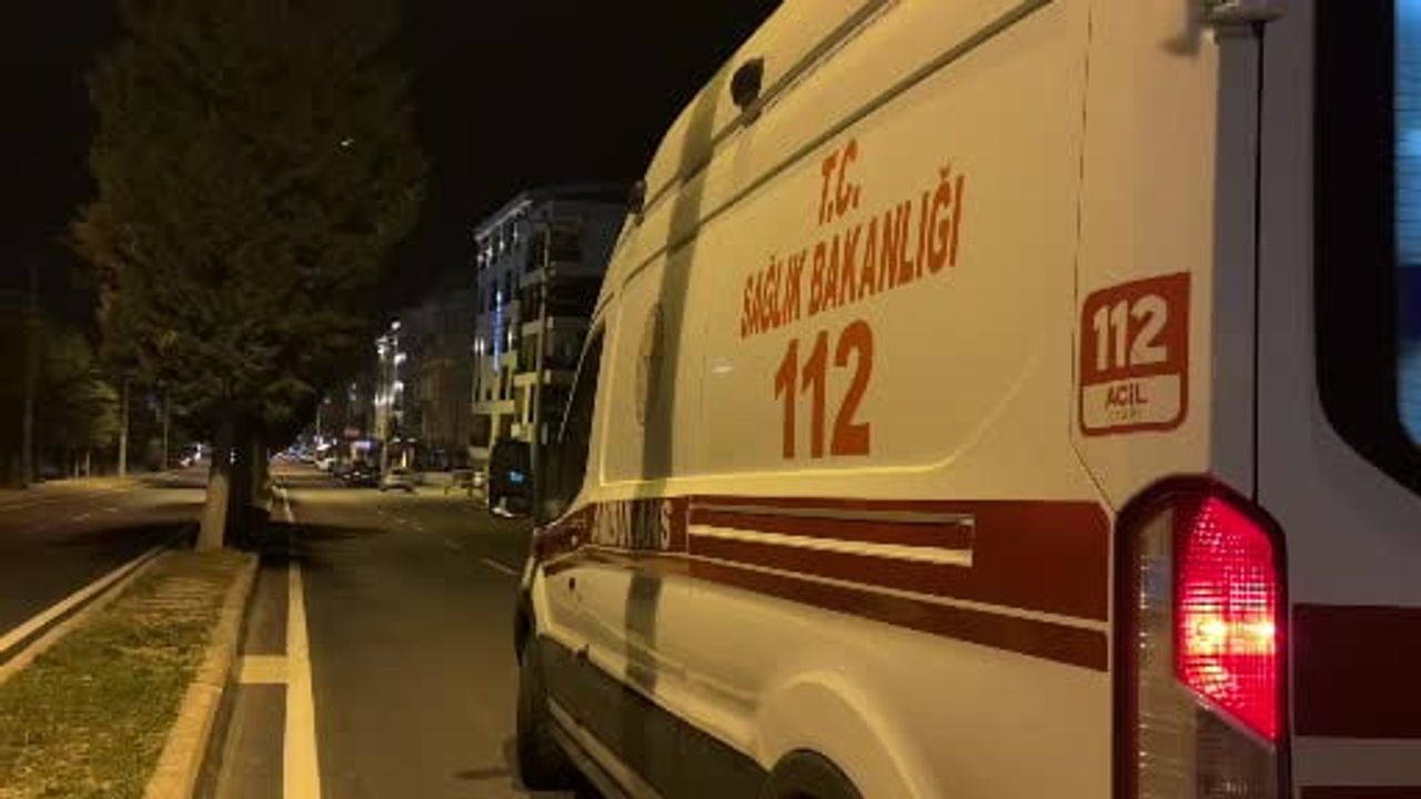 Kavşakta dönüş sırasında çarpışma: motosiklet sürücüsü yaralandı
