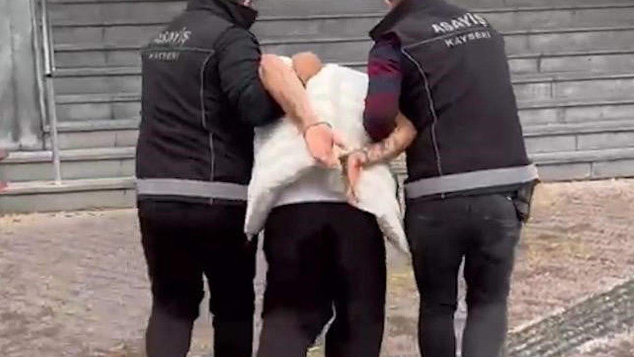 Kayseri'de 14 yıl 3 ay 14 günlük hapis cezası bulunan şüpheli yakalandı