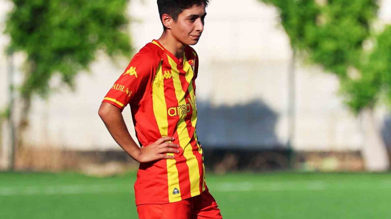 Kayseri'de kaptan değişimi: Bahar Özen'e teşekkür