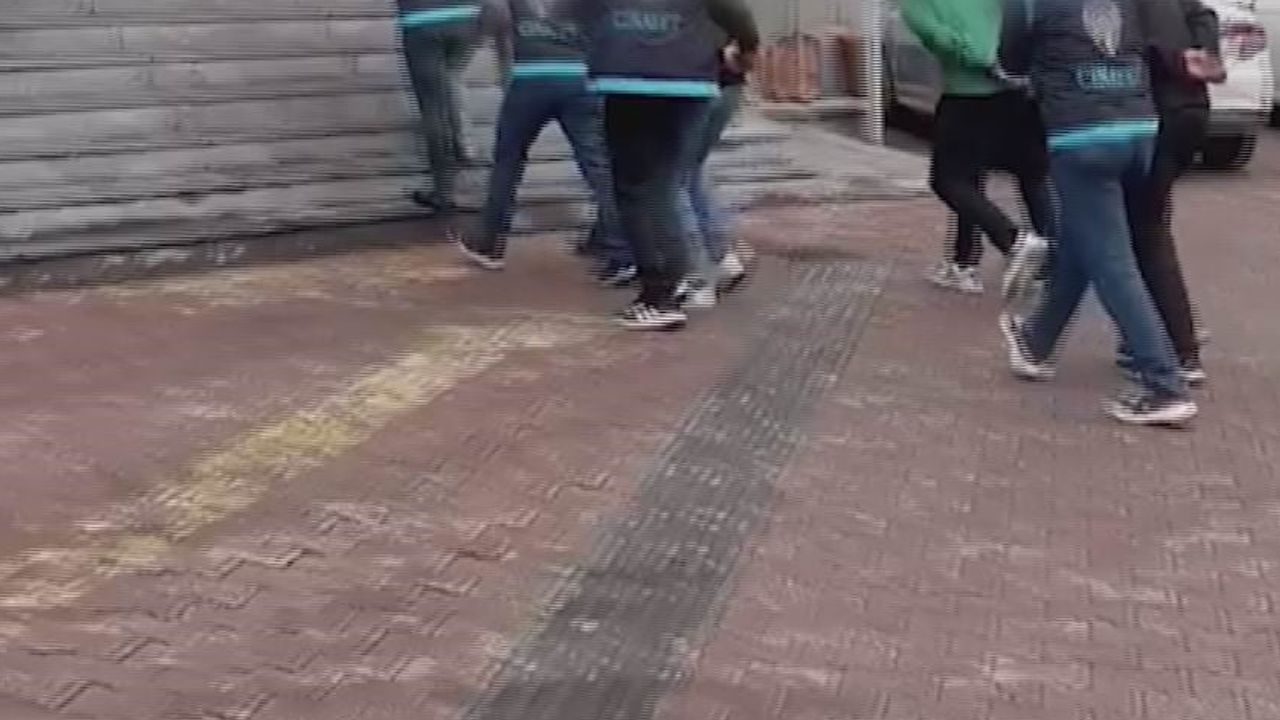 Kayseri'de silahlı kavgada suç aletiyle yakalanan üç kişi tutuklandı