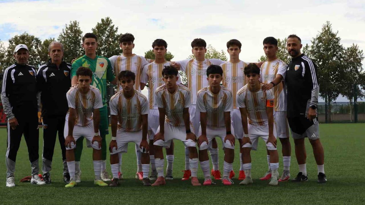 Kayserispor u16'dan gol şöleni: 19-0'lık farklı galibiyet