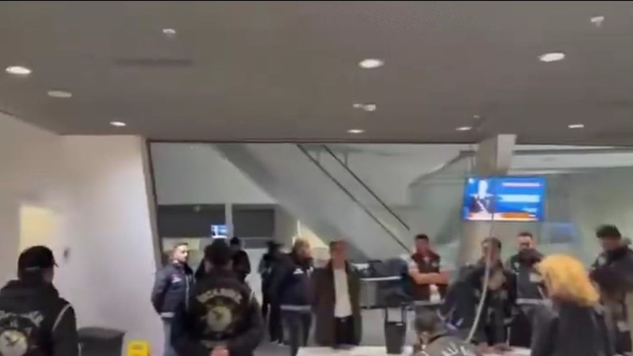 Kayyım görevlendirildi: Halk TV binasında arama ve 17 kişiye gözaltı kararı