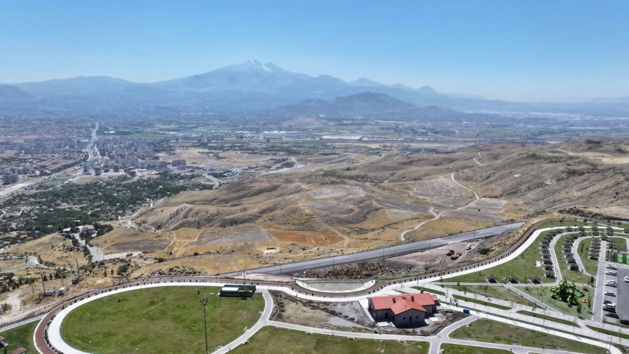 Kent balkonu ile Kayseri yeni bir seyir noktasına kavuşuyor