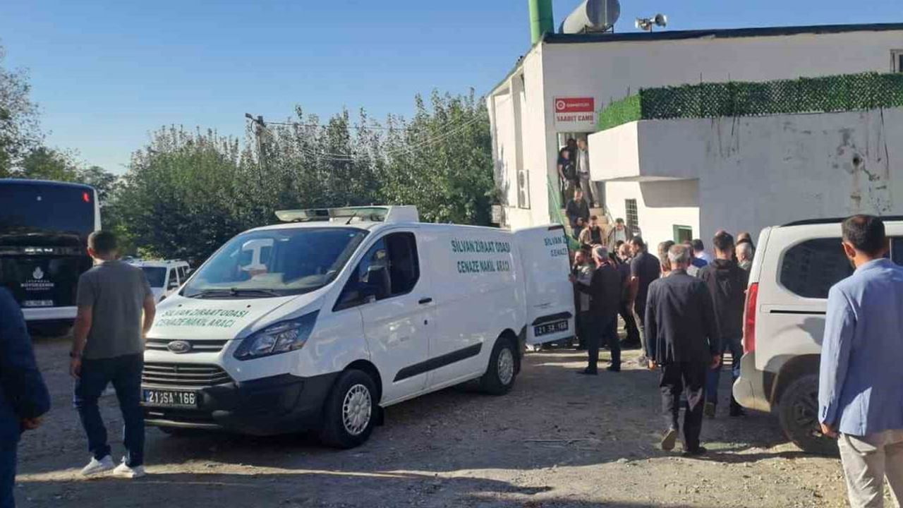 Kentsel dönüşüm mağduru Mesut Bilece, taşındığı binanın enkazında yaşamını yitirdi