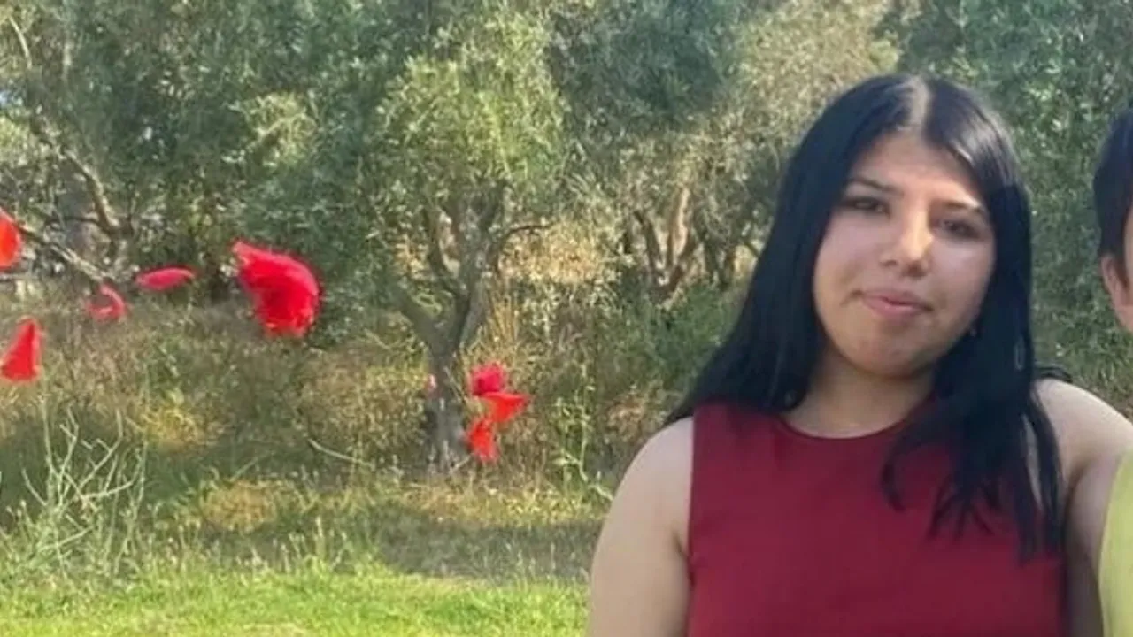 Kepez'de staj sonrası kaybolan 17 yaşındaki Hatice için baba sokak sokak arıyor