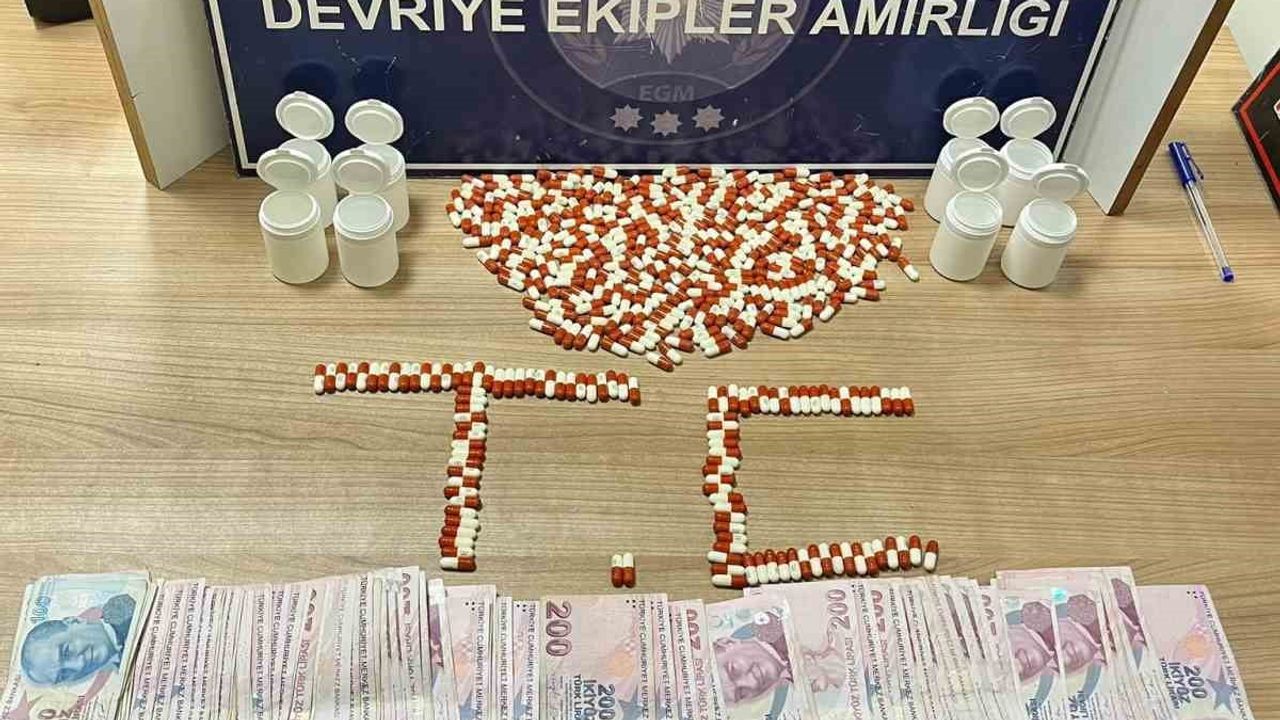 Keşan'da araçta 413 sentetik hap ele geçirildi, dört kişi gözaltına alındı