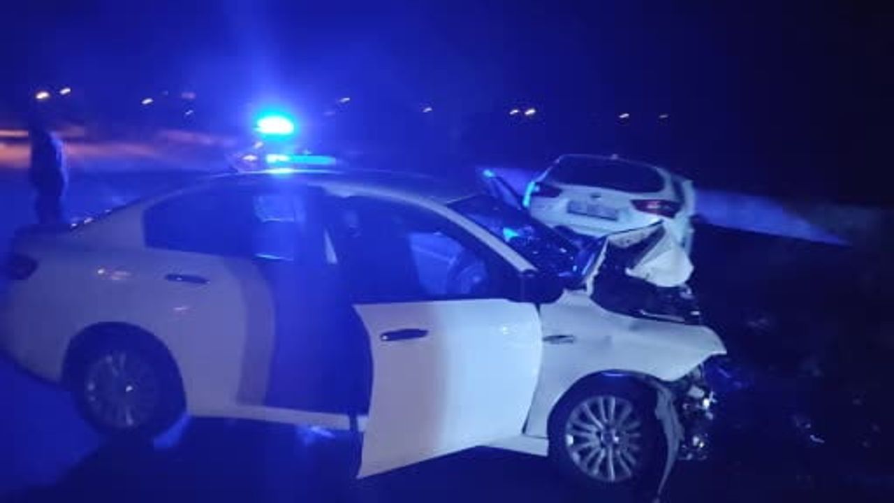 Keşan trafiğinde Mecidiye yolunda çarpışma: 5 kişi hastaneye kaldırıldı