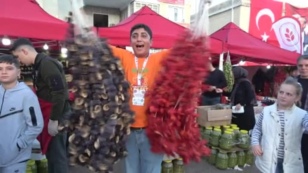 Kilis'te biber festivali ziyaretçilerin buluşma noktası oldu