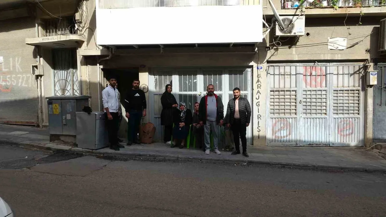 Kilis’te temeli su altında kalan apartmanın sakinleri çözüm bekliyor
