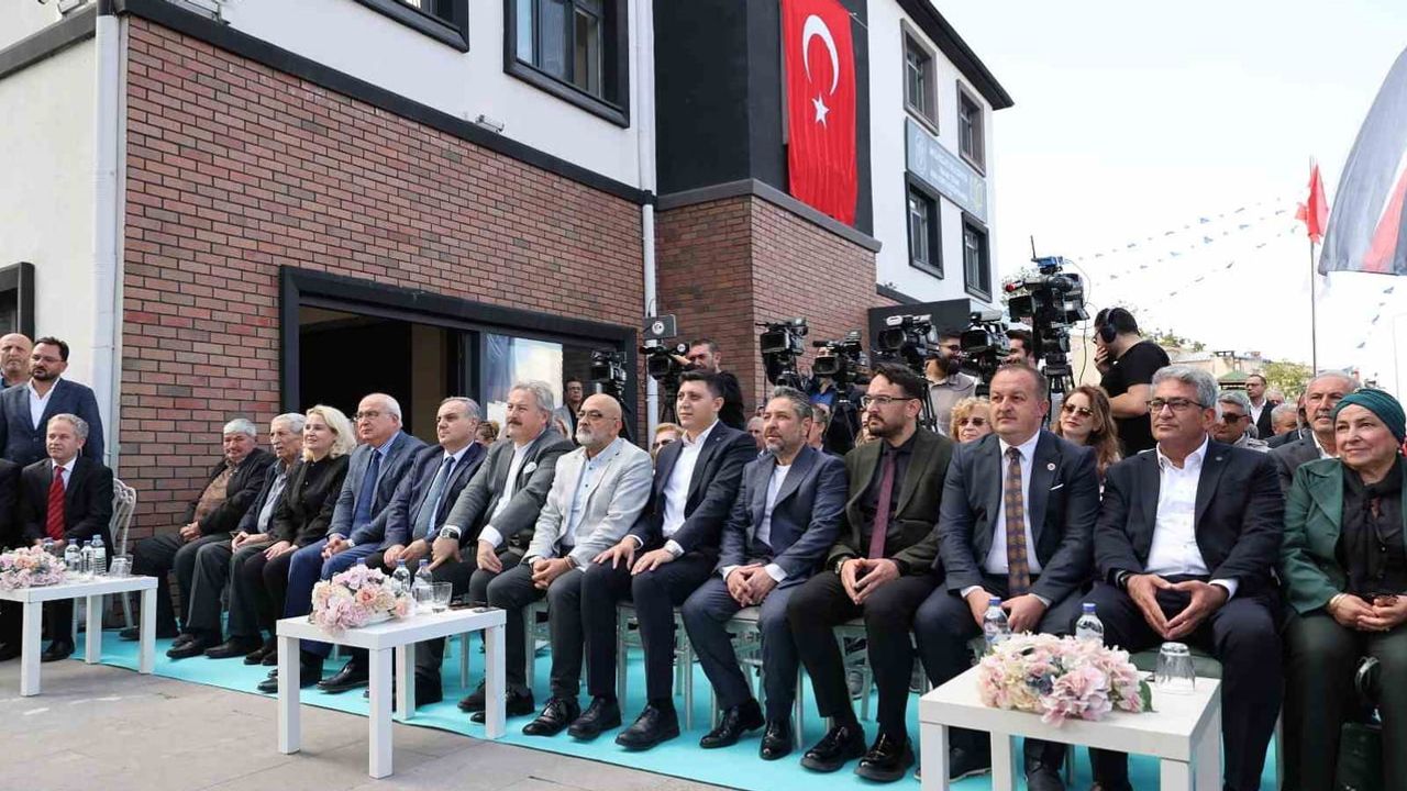 Kıranardı'na yeni yaşam alanı: kütüphane, sağlık merkezi ve atölyeler hizmete girdi