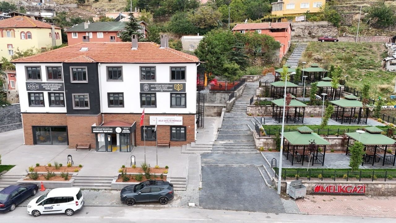 Kıranardı’ndan Hunat’a: Melikgazi'de iki yeni yaşam alanı halkla buluşuyor