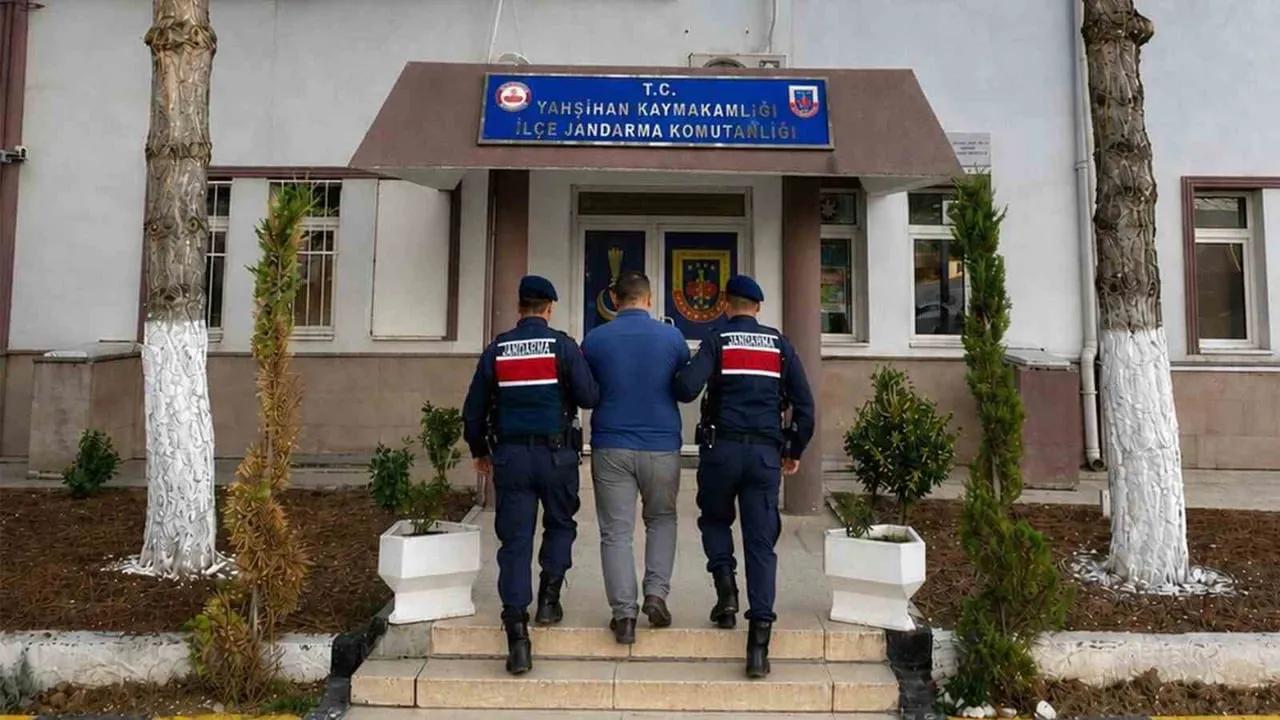 Kırıkkale'de jandarmanın iz sürdüğü operasyonda dört firari hükümlü yakalandı
