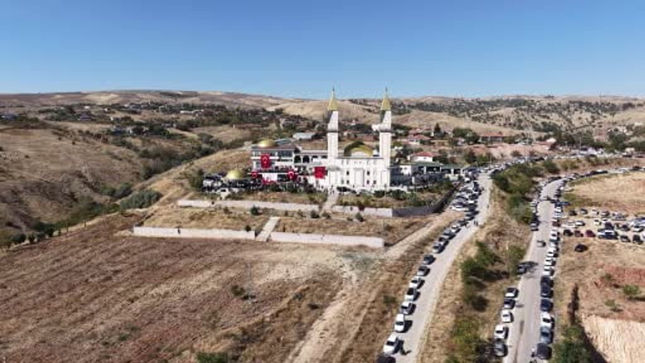 Kırıkkale'de külliyede şemail-i şerif müzesi ve adlarla vefa gösterildi