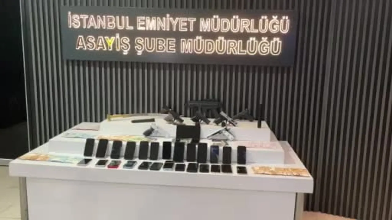 kırmızı bültenle aranan şüpheli sahte kimlikle estetik yaptırırken yakalandı