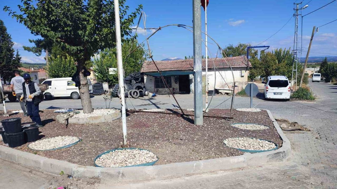 Kırsal meydanlar canlanıyor: Şehzadeler Karayenice'de düzenleme tamam