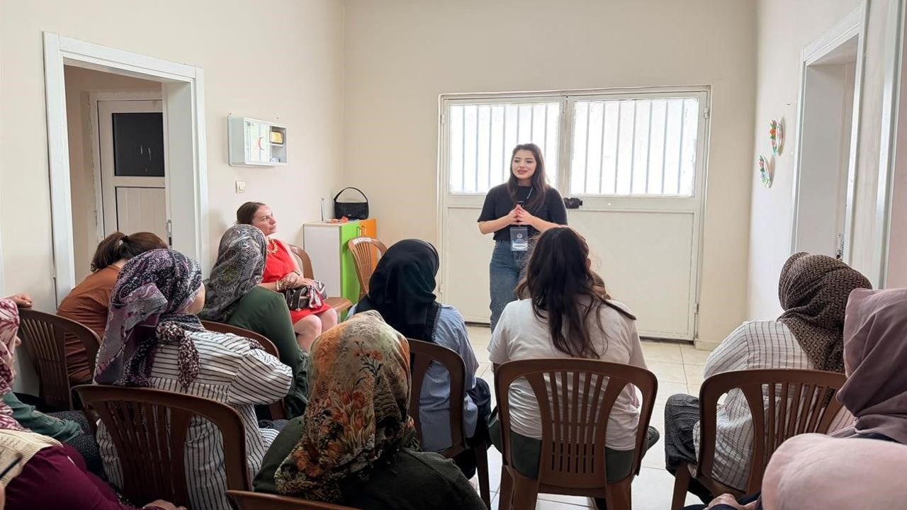 Kırsalda güçlenen bağlar: kız çocukları ve anneler için psikoeğitim