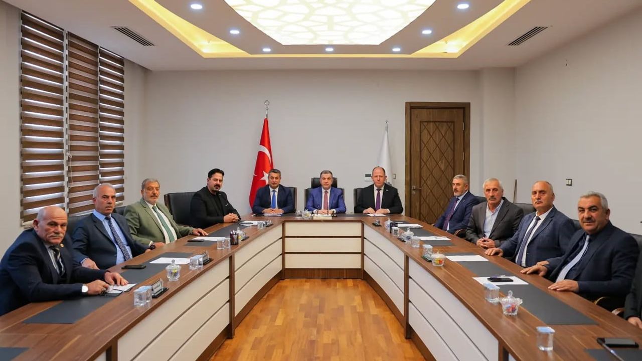 Kış tedbirleri ve yatırımlar öncelik olarak belirlendi: Bayburt’ta meclis toplantısı