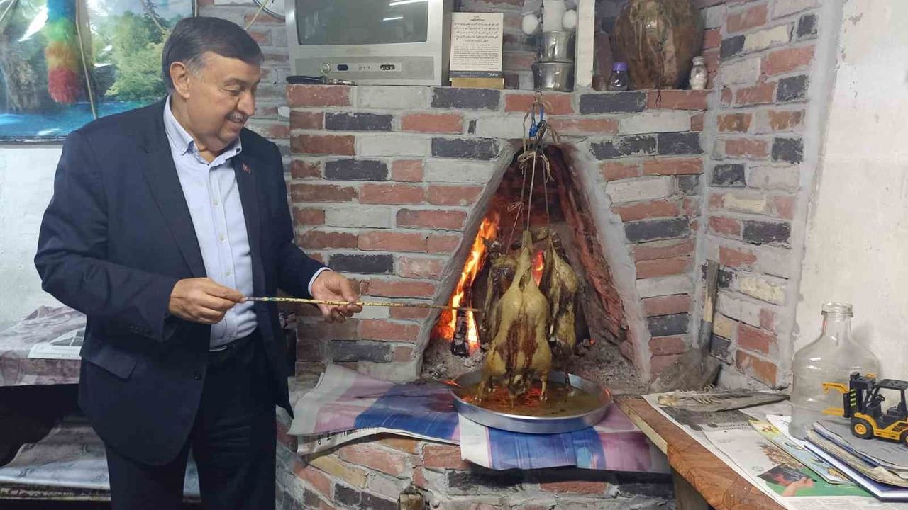 Kışın lezzeti erkenden geldi: Havza kaz tiridine hazırlanıyor