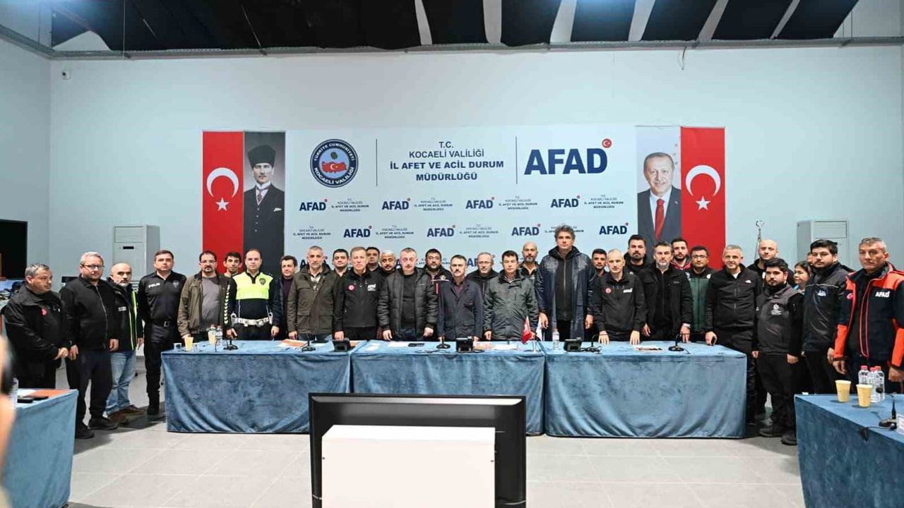 Kocaeli'de sağanak etkileri masaya yatırıldı: kriz merkezinde koordinasyon