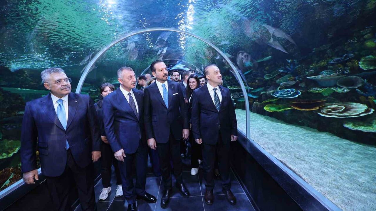 Kocaeli'de 'soyut vatan' öne çıktı: kavram üretmek de hizmetin parçası