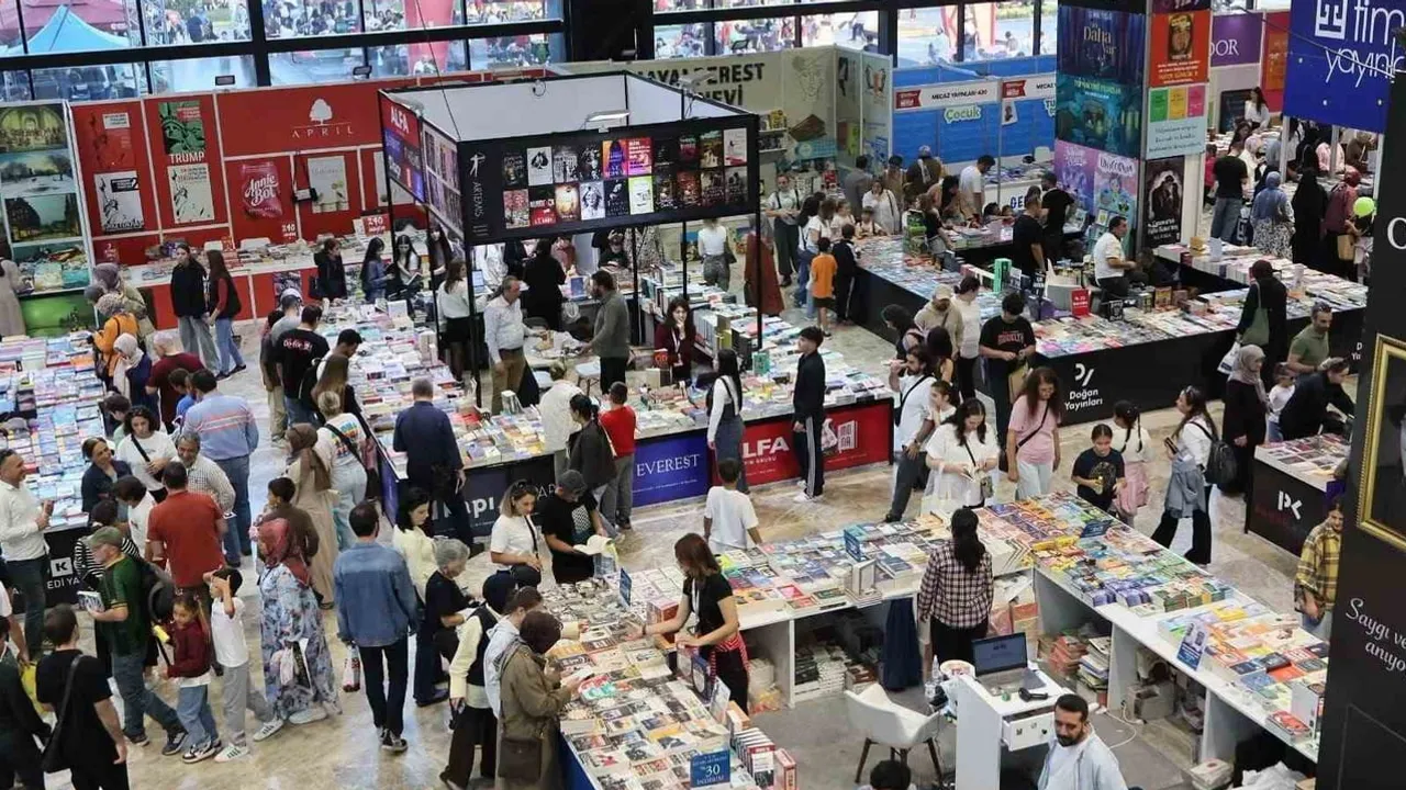 Kocaeli’nin kitap şenliği 9 günde kültür rekoru kırdı