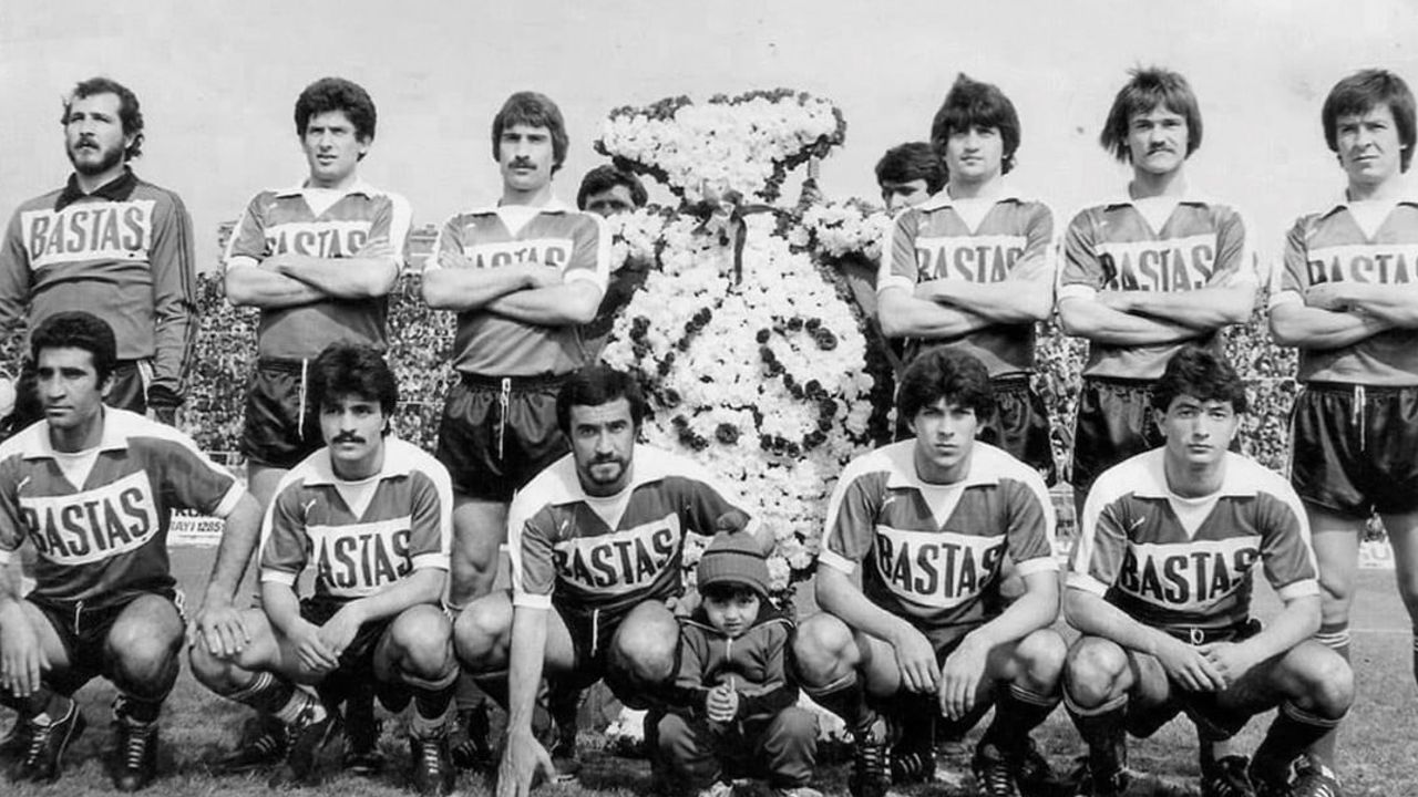 Kocaelispor efsanesi Kamil Öztezer fuarda yıllara dokundu