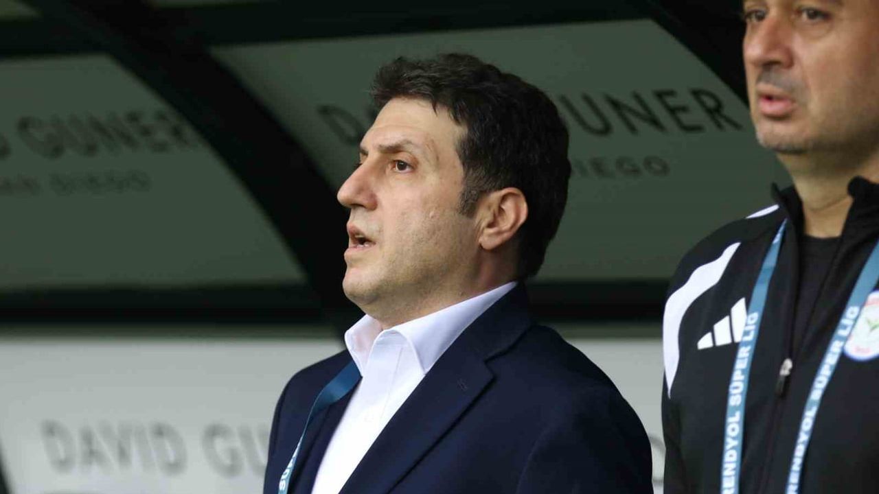Kocaelispor ile Çaykur Rizespor maçında ilk 15 dakika golsüz geçti