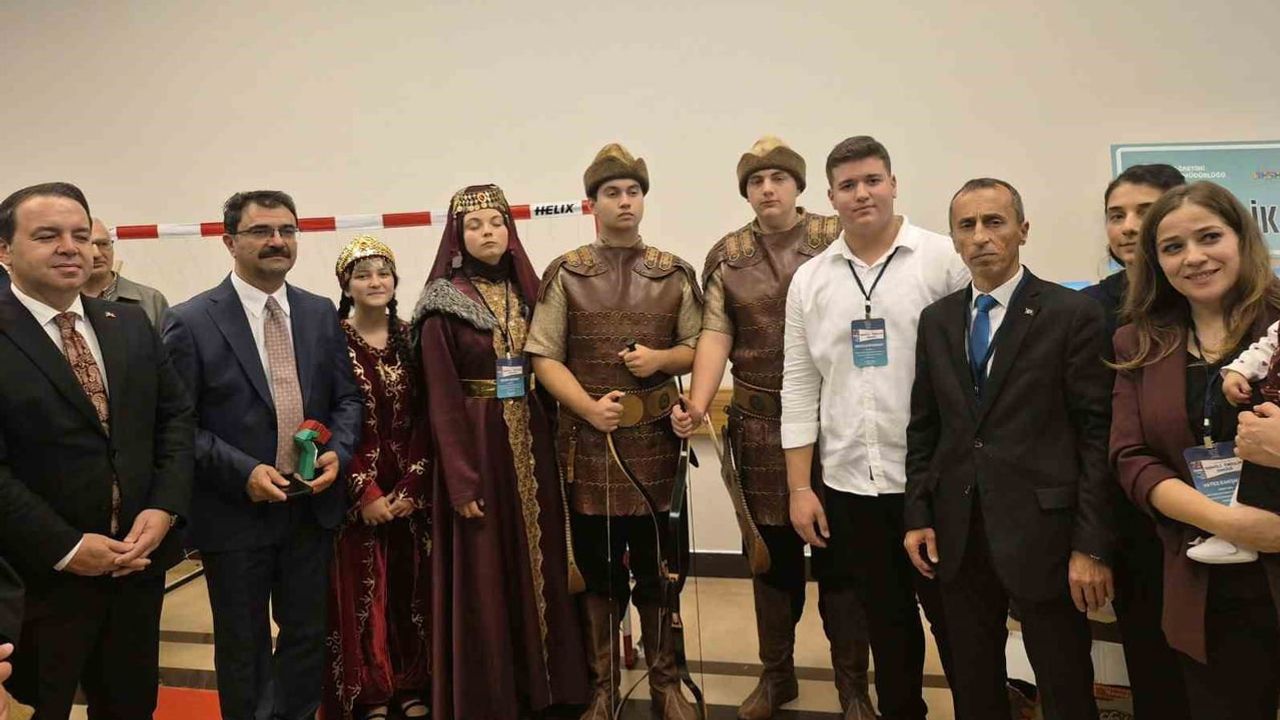 Köklerden geleceğe: Alaplı Anadolu İmam Hatip Lisesi'nin disiplinler arası modeli Türkiye birincisi